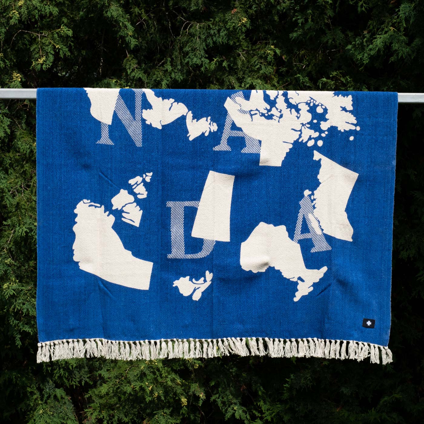 Camp Throw - Canada Map - Image 3