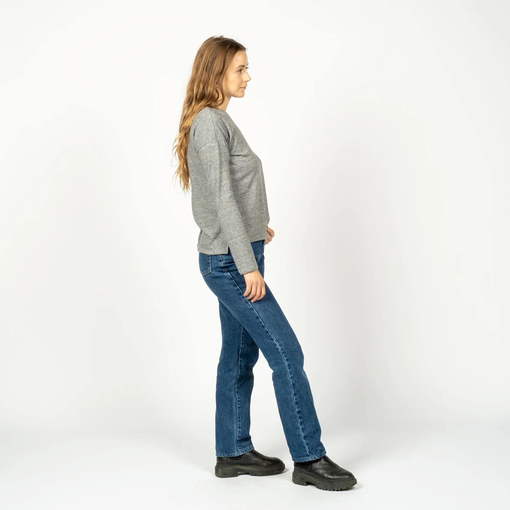 Women's Long Sleeved Relaxed Fit Tee - Polka Dot Greymix - Image 5